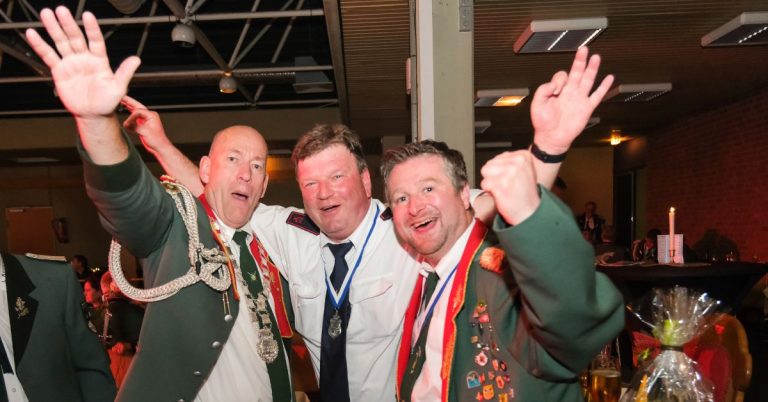 Fotostrecke: Halterner Schützen im feinen Zwirn