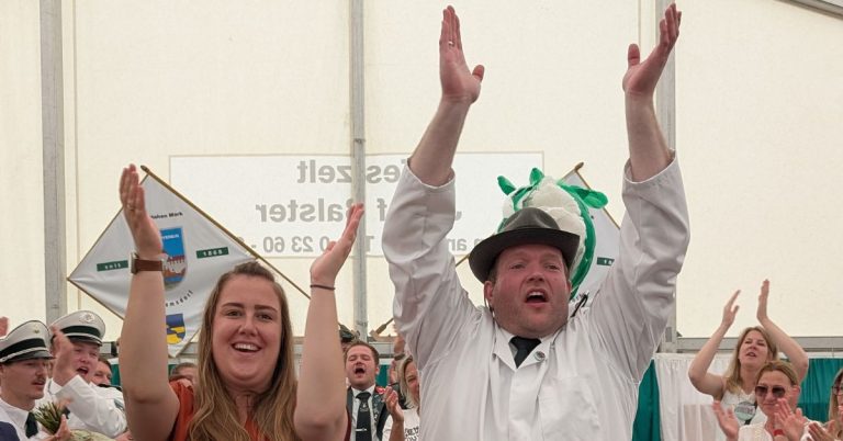 Neues Königspaar in Lippramsdorf: Stephan Speikamp und Sonja Brosthaus