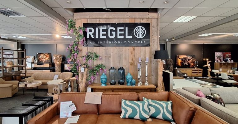 RIEGEL INTERIOR AM SEE