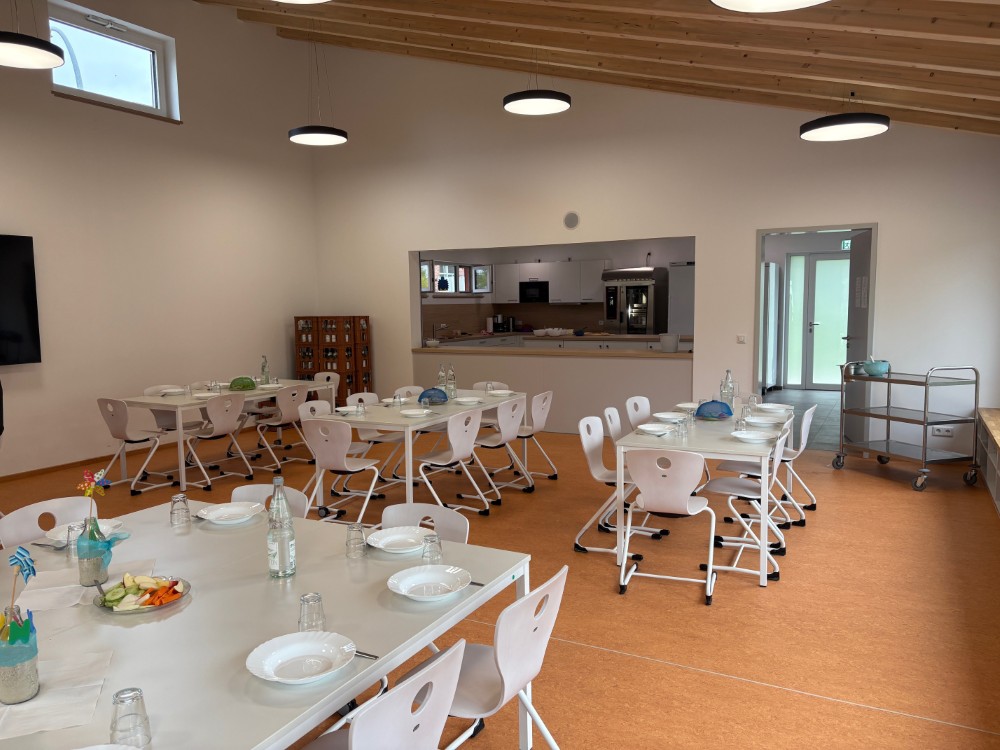 Ein Blick in die Mensa der Grundschule Lavesum