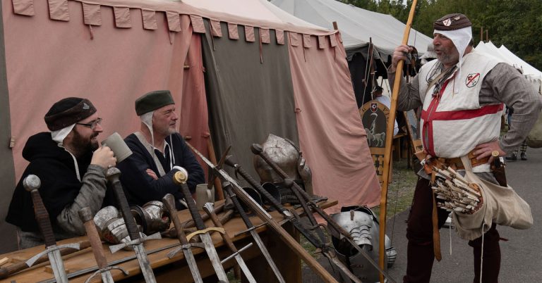 Wilde Wikinger bevölkern den Silbersee