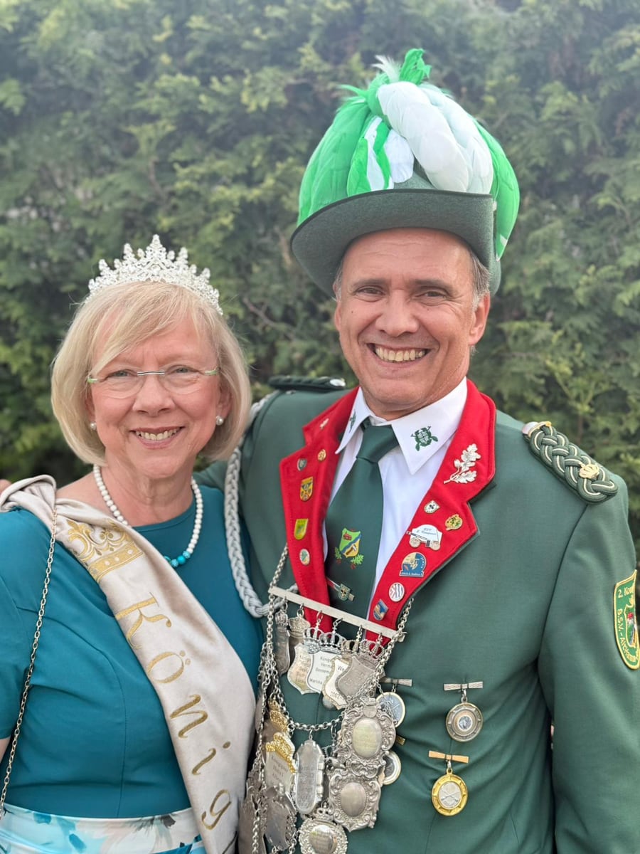 König Thomas I. Lückener und Königin Andrea I. Seeland beim Schützenfest Alt-Hamm-Bossendorf