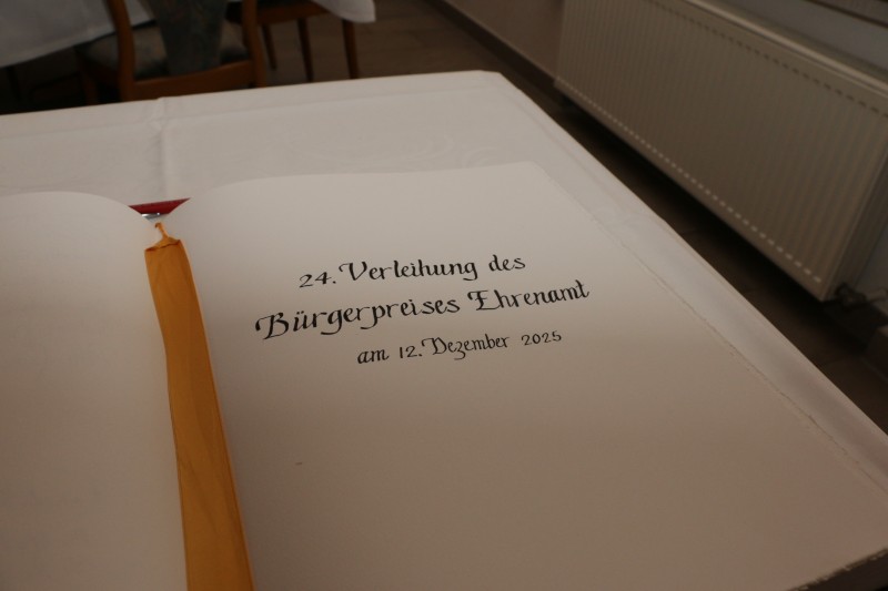 Eintrag im Goldenen Buch