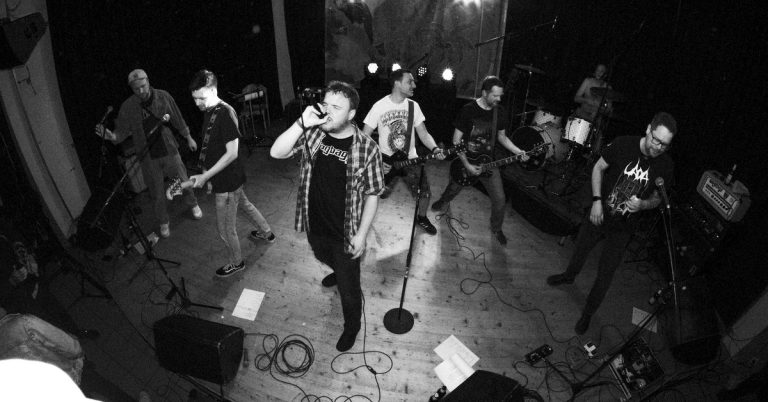 Kultkonzert im Trigon mit ragbag & Mr. Wilson