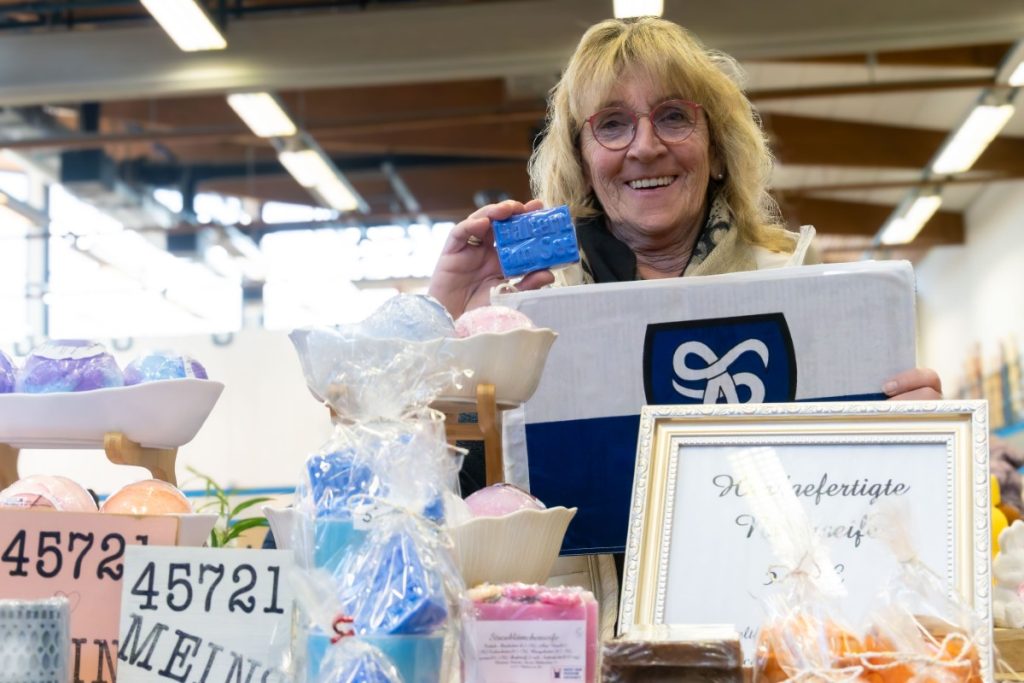 Kreativ-Vintage-Flohmarkt begeistert in der Seestadthalle