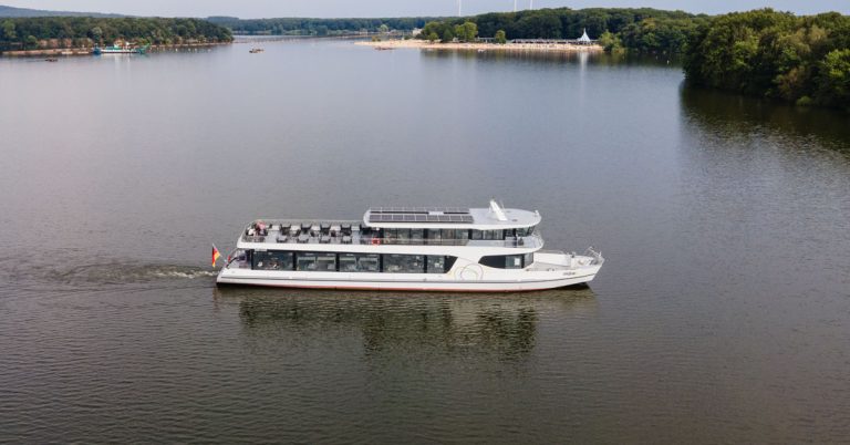 Das Ausflugsschiff Möwe startet in die Saison