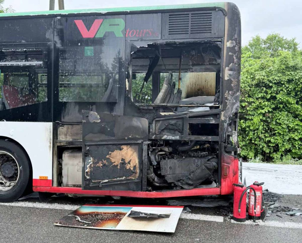 Bus ausgebrannt in Haltern B58