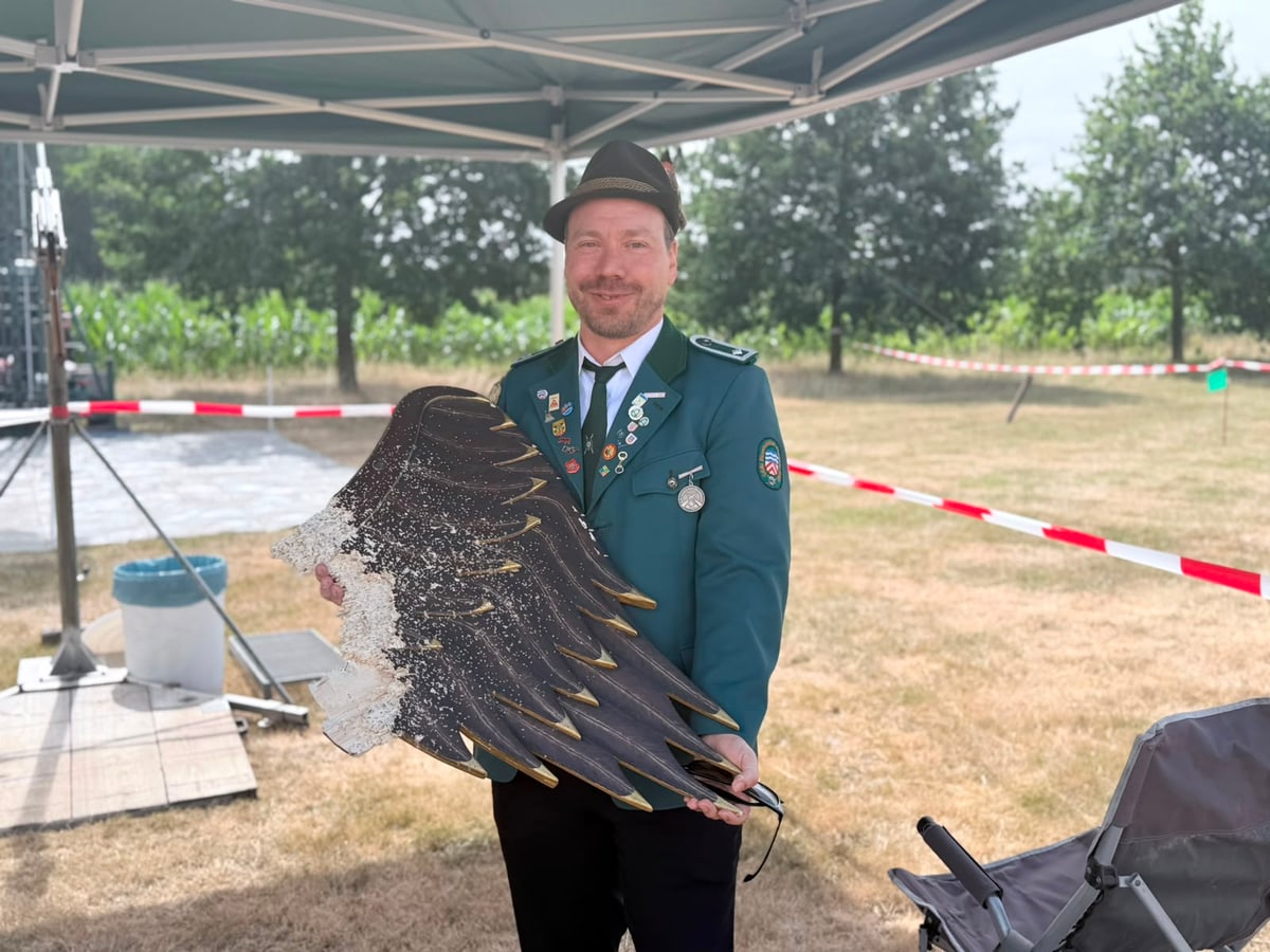 Frank Brockmann mit dem linken Flügel beim Schützenfest Flaesheim 2026