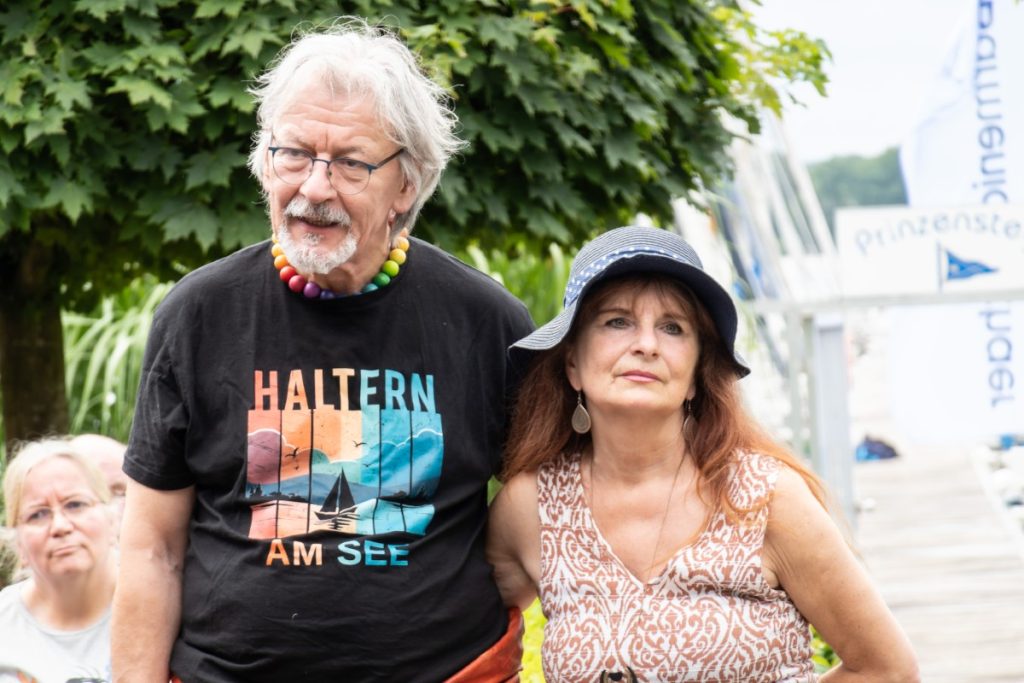 Die zahlreichen Gäste waren in Feierlaune.