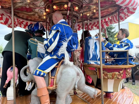 Kinderkarussell am Gildehaus beim Kindersch&uuml;tzenfest Haltern