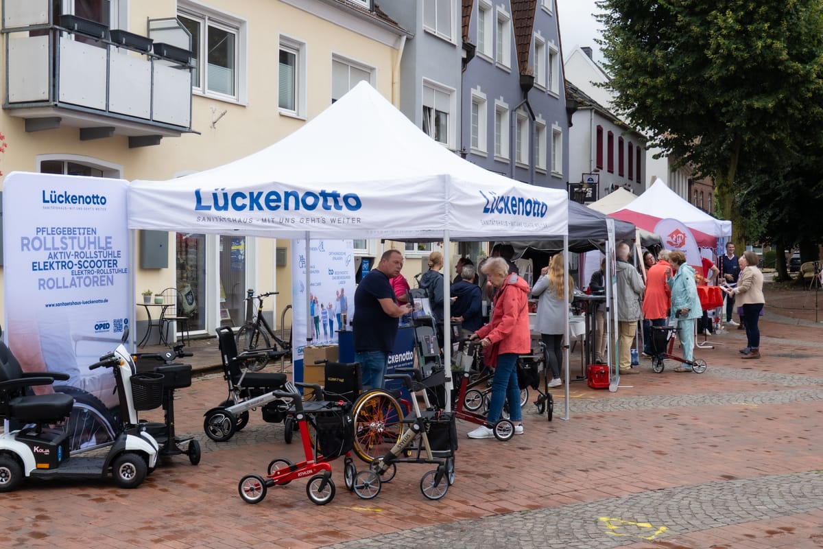 Mobilitätshilfen und Rollatoren bei der Seniorenmesse Haltern