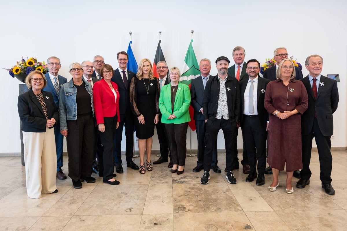 Die 16 neuen Träger des Landesverdienstordens Nordrhein-Westfalen 2026