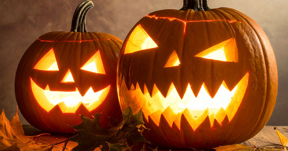 Leuchtende Kürbisse als Symbolbild zur Halloween-Stadtführung in Haltern